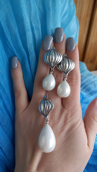 . Срібний комплект сережки та кулон із великою перлиною Майорка, фото 1