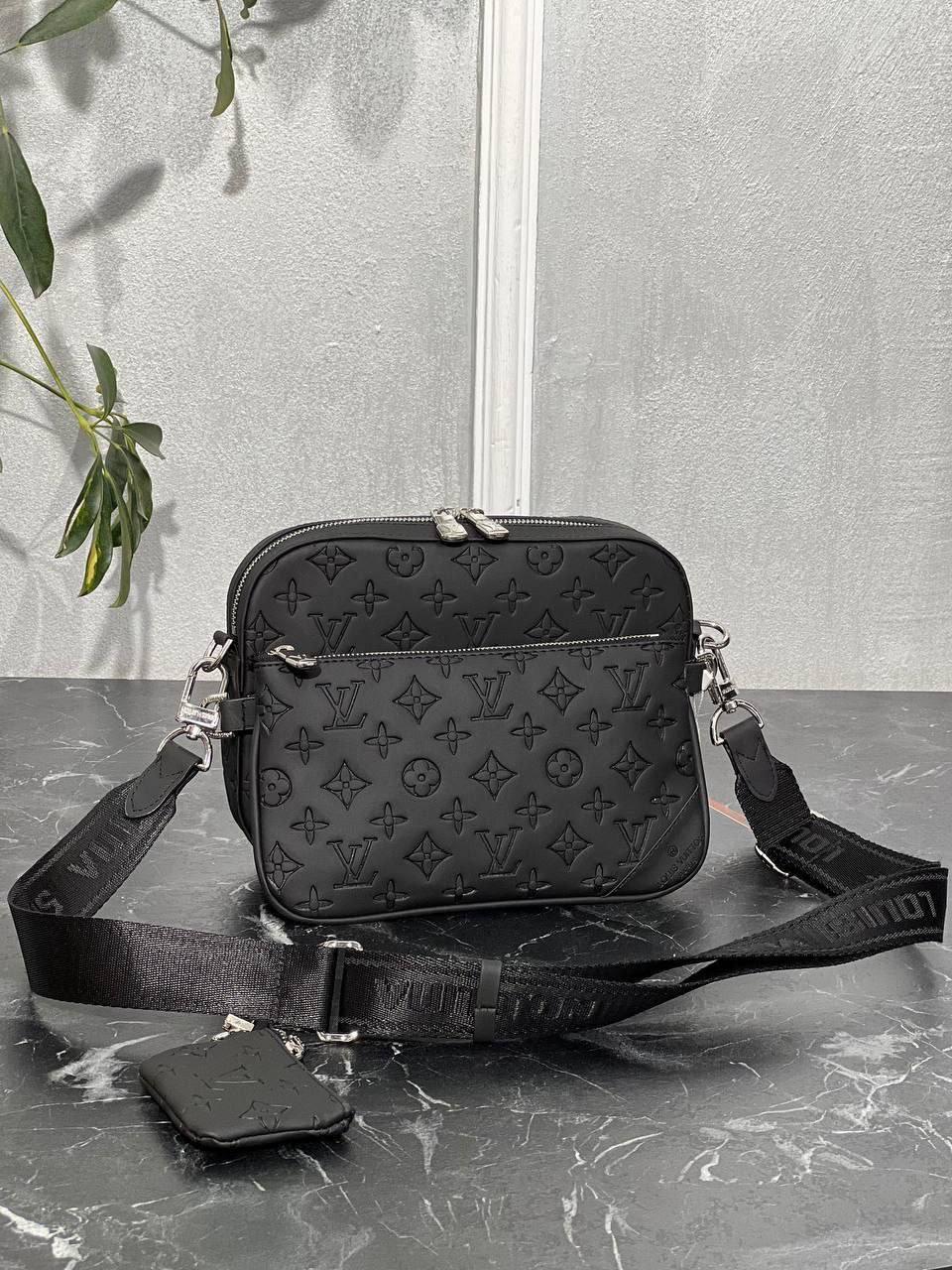 Брендова сумка через плече Louis Vuitton CK5253 чорна