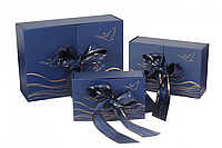 Набор подарочных коробок синих с бантом (Разм L 28*20*9.5 см), комплект 3 шт