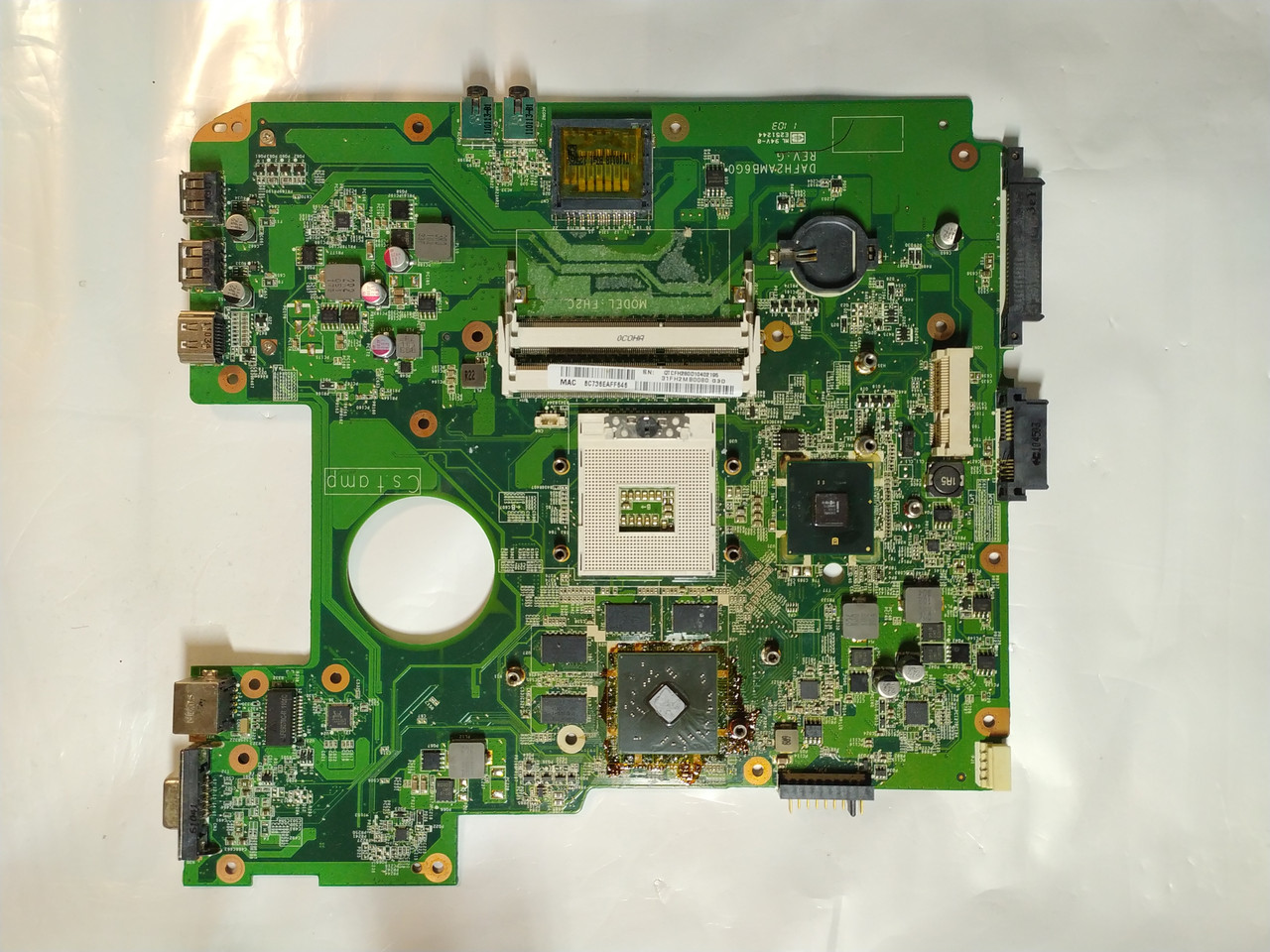 Уцінка! Материнська плата Fujitsu A530 AH530 DAFH2AMB6G0 (PGA989, 216-0774007, HM55, 2XDDR3) бу