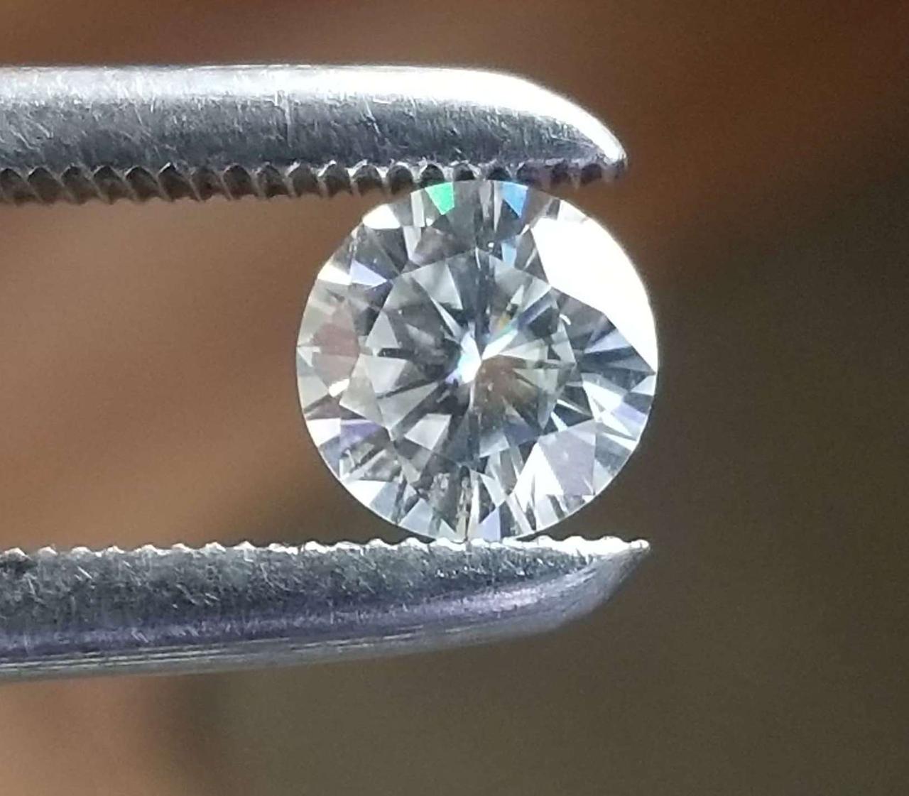 Moissanite Муассанит чисто белый 0.25 ct 4 mm. - фото 8 - id-p301249831