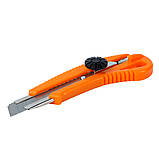 Ніж будівельний (пластиковий корпус) лезо 18 мм гвинтовий замок SIGMA (8213031), фото 2