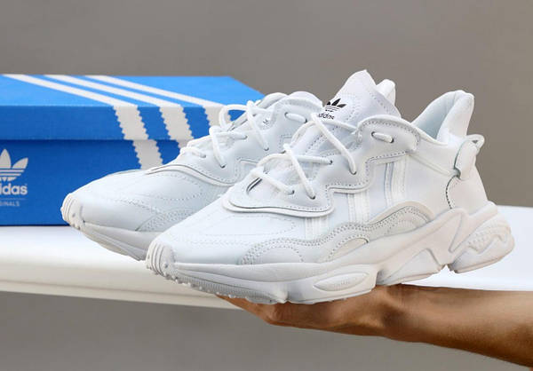 Adidas ozweego triple white deals