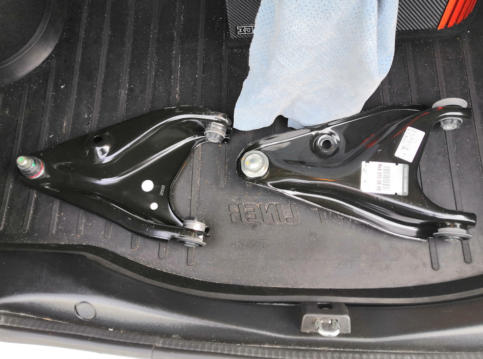 Важіль правий Renault Logan 2 MCV Рено Логан 2 MCV (2013-2020) Оригінал 545001064R, фото 1