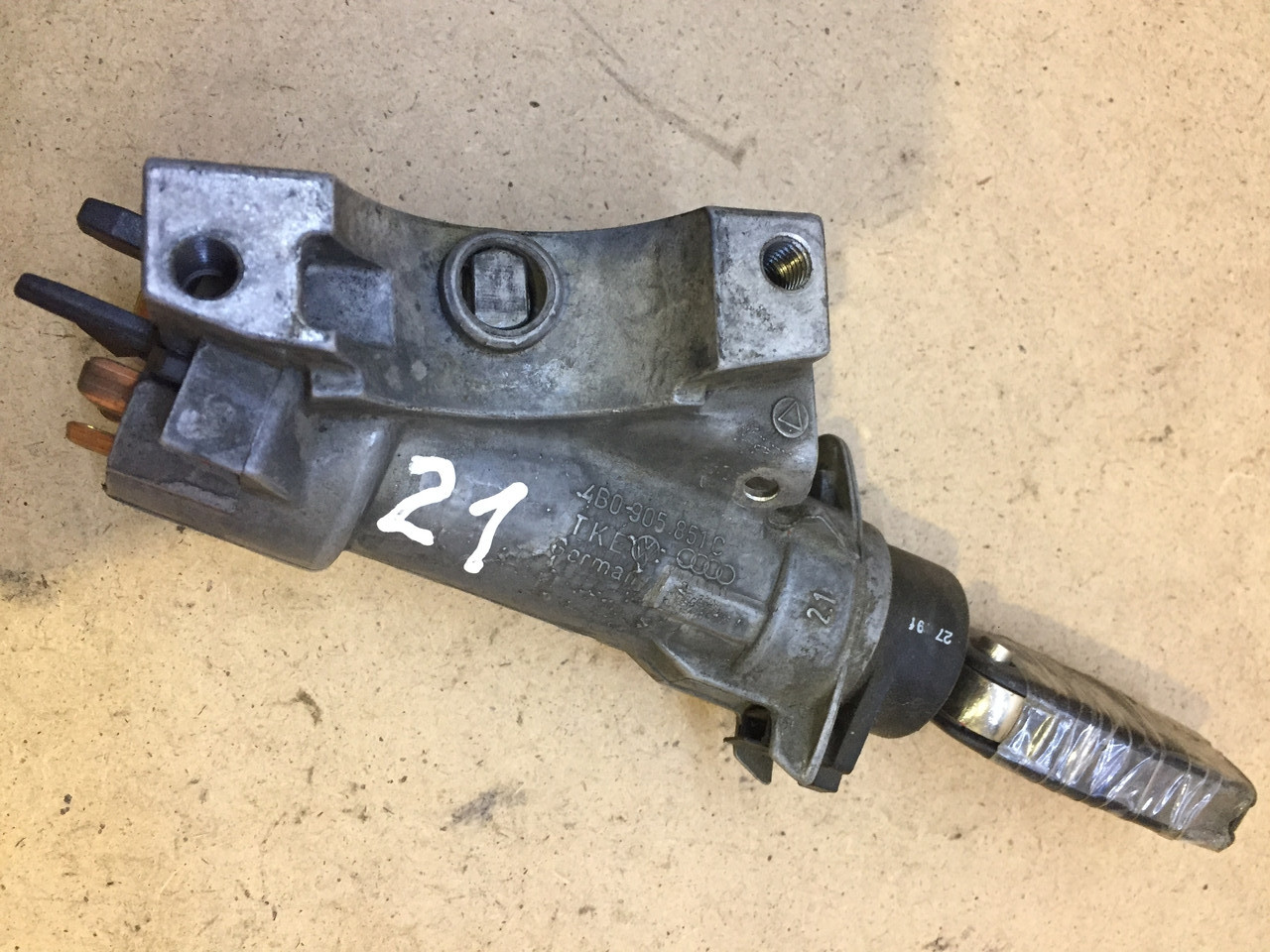 Замок Зажигания VAG/VW/Audi/Skoda 4B0905851C — Купить Недорого на Bigl ...