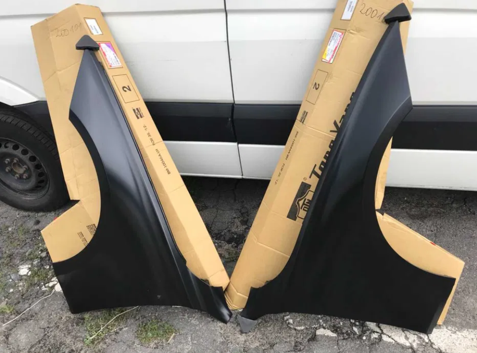 Крило BMW F30, фото 1