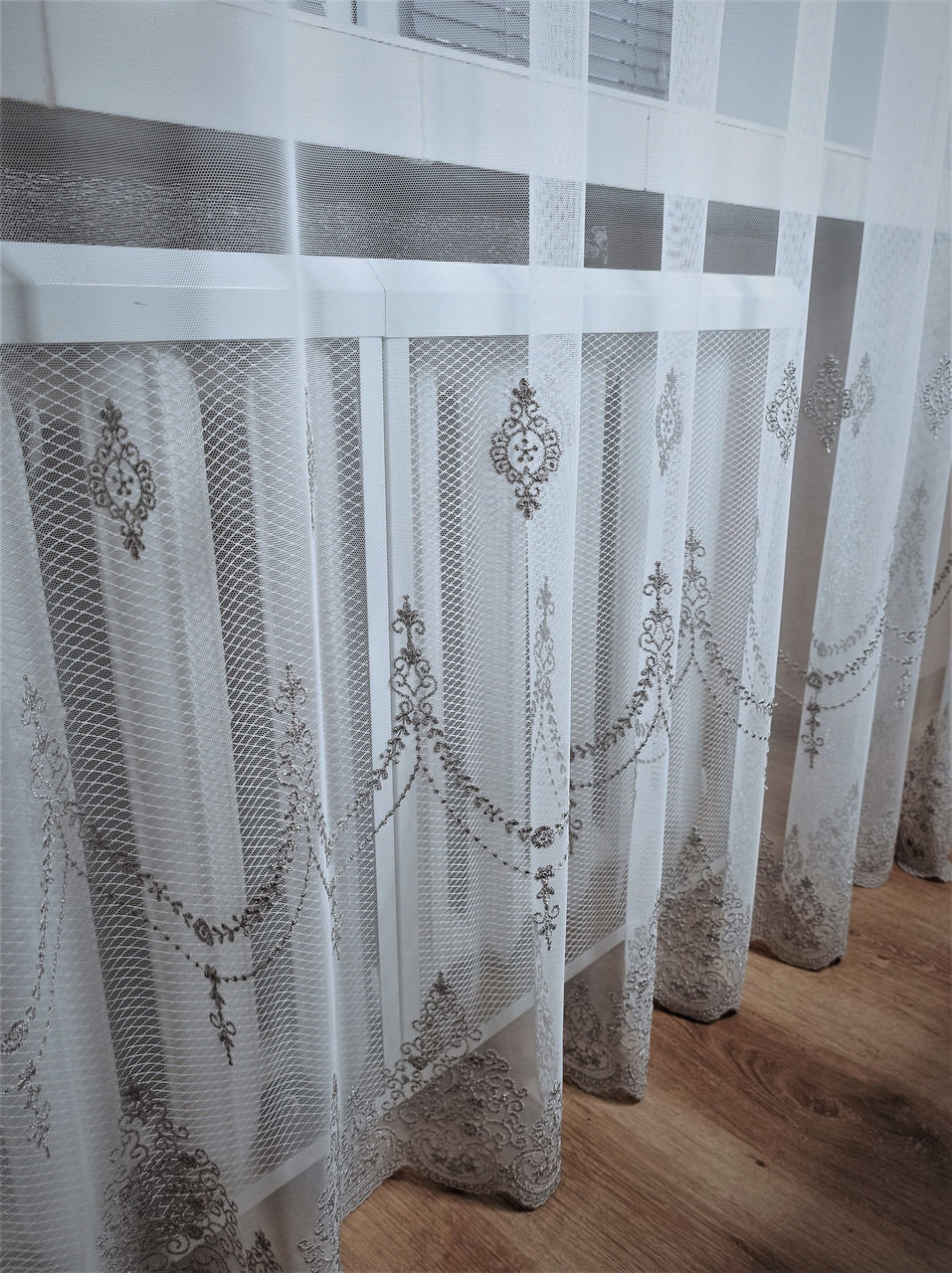 Микросетка з порожніми полями і широкої серединою, туреччина