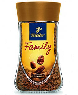 Розчинна кава Tchibo Family 200 г.