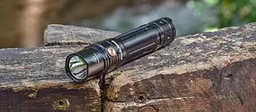 Fenix ліхтарі