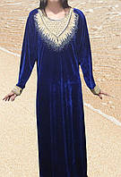 Платье бархатное, синего цвета с вышивкой