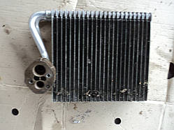 Рено сценік 2(2003-2009) радіатор кондеціонера