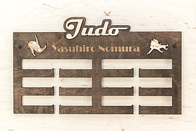 Іменна медальниця з дерева 40x24см