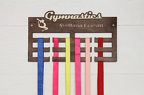 Іменна медальниця з дерева 40x24см