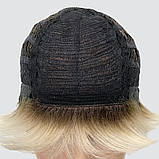 Перука коротка, красива жіноча стрижка з термоволосся 160℃, німецька основа, блонд з темною прикореневою, фото 7