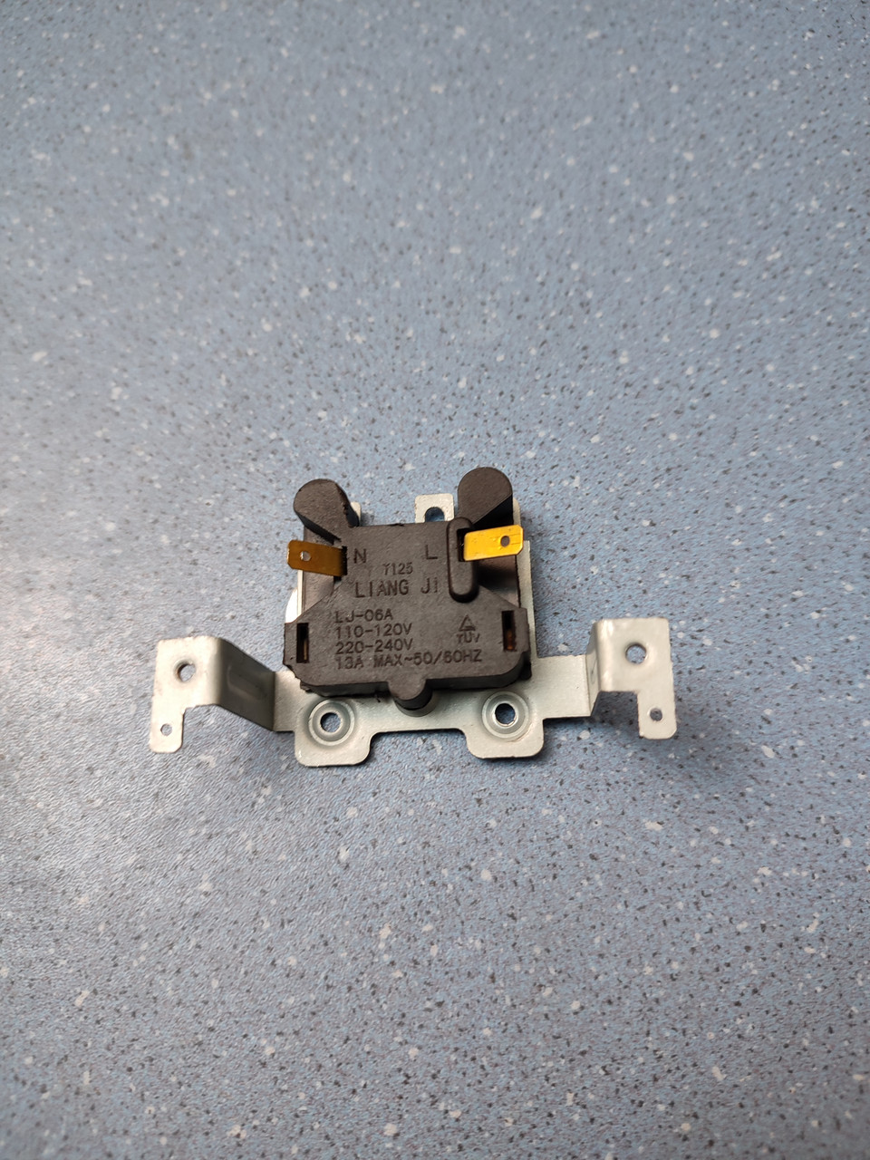 Купить Термостат для чайника LJ-06A 13A 220-240V БУ, цена 265 ₴ — Prom ...