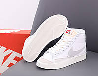 Кроссовки женские Nike Blazer White белые найк блейзер демисезонные весна осень высокие модные
