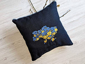 Подушка з патріотичною вишивкою з еко-матеріалу, Україна