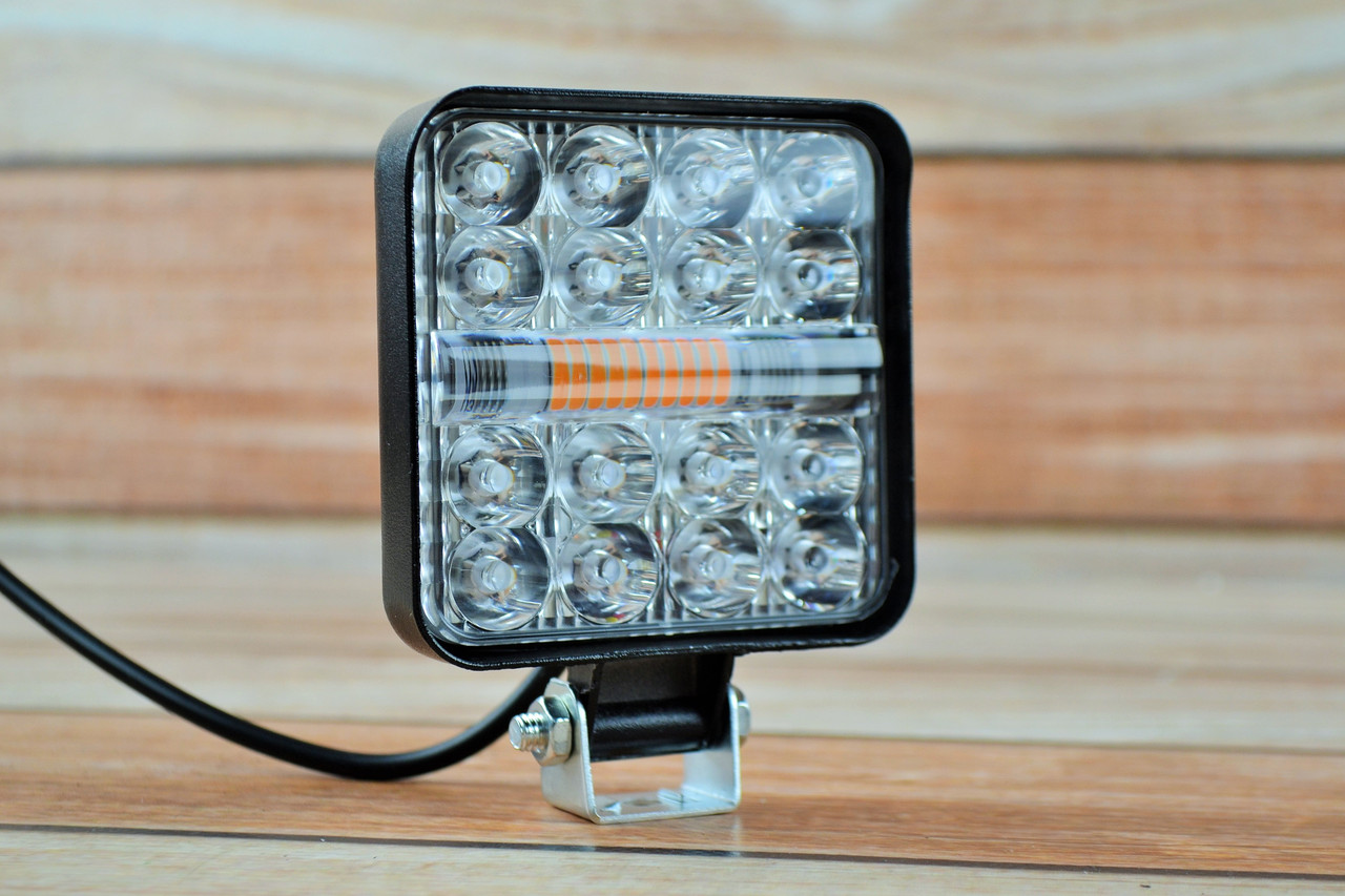 Фара LED квадратна 48W 6000K + Жовтий стробоскоп (16 діодв) (8.5 см х 8 ...