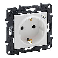 Розетка NILOE STEP комбінована 2К+З 16 A + USB тип C 1,5 A 250 В автоматичні клеми, білий (864127)