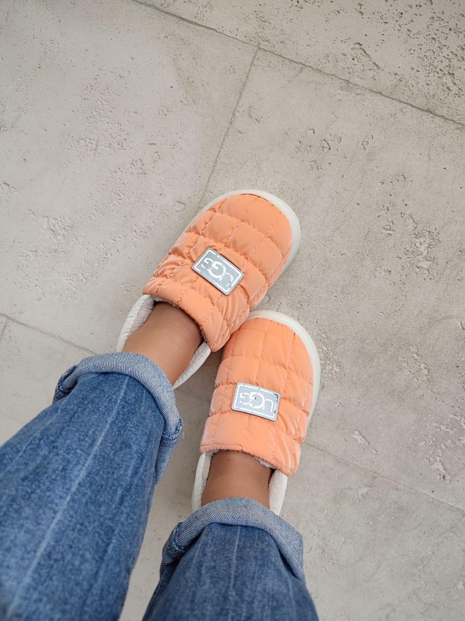 UGG Дутики ОРАНЖЕВЫЕ короткие стеганные угги мокасины слипоны теплые ORANGE батал зима - фото 1 - id-p1753157541