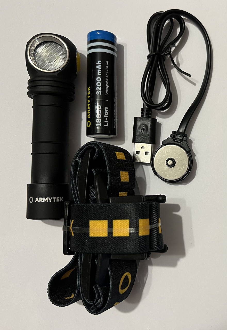 Ліхтар ARMYTEK WIZARD C2 WUV MAGNET USB ультрафіолет і білий діоди