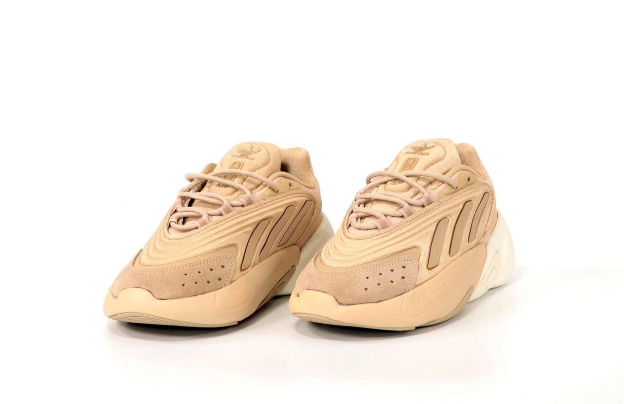 Бежеві жіночі Кросівки Adidas Ozelia