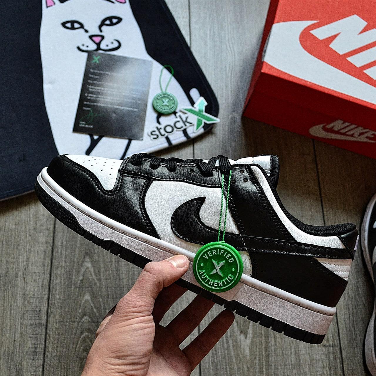 Чоловічі кросівки Nike Dunk Low Retro White\Black