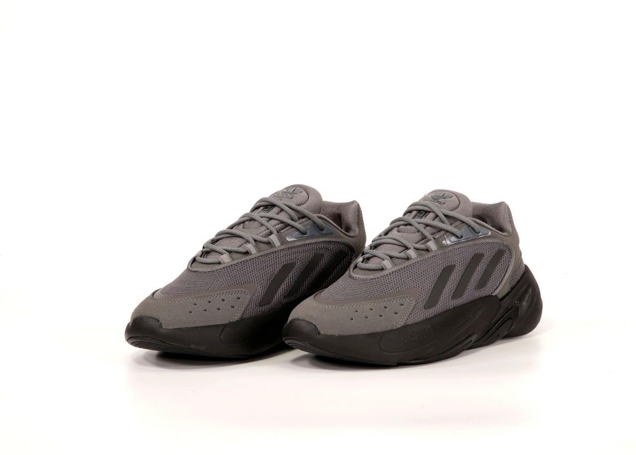 Чоловічі сірі Кросівки Adidas Ozelia
