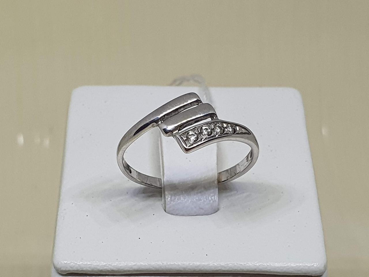 Срібне кільце з фіанітами. Артикул 320075С 18
