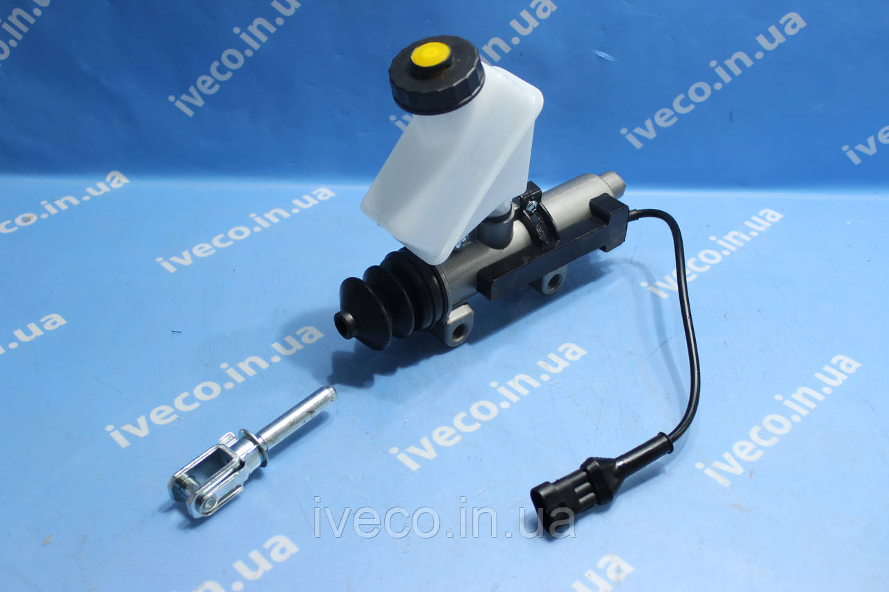 Головний циліндр зчеплення Iveco Trakker Stralis EuroTrakker Івеко Тракер 41211007 41285311 718351