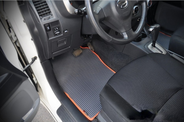 Автомобільні килимки EVA в авто Daihatsu Altis 2009 – 2010
