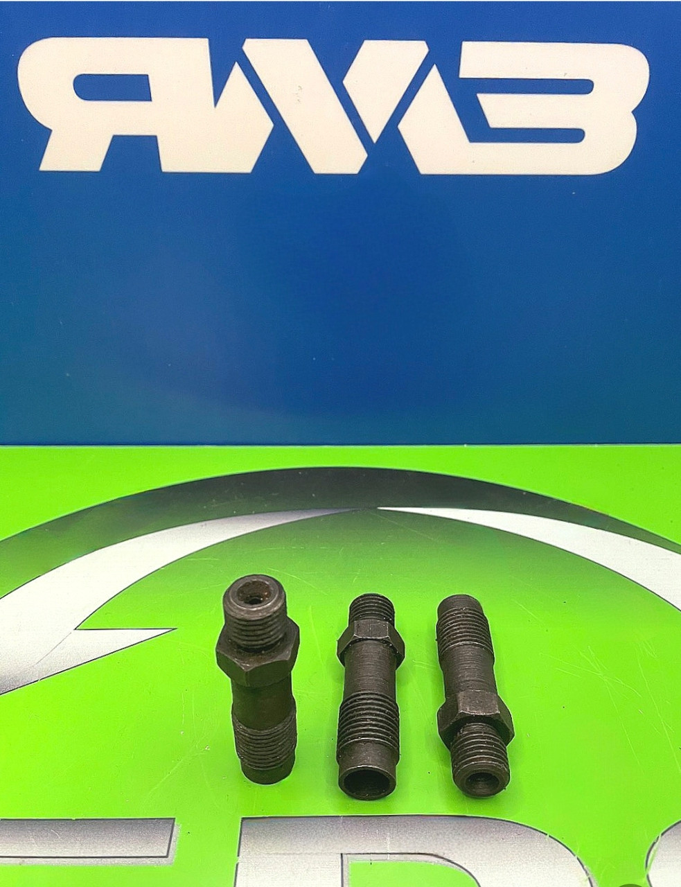 Штуцер ПНВТ 60.1111118-20 ( короткий ), фото 1