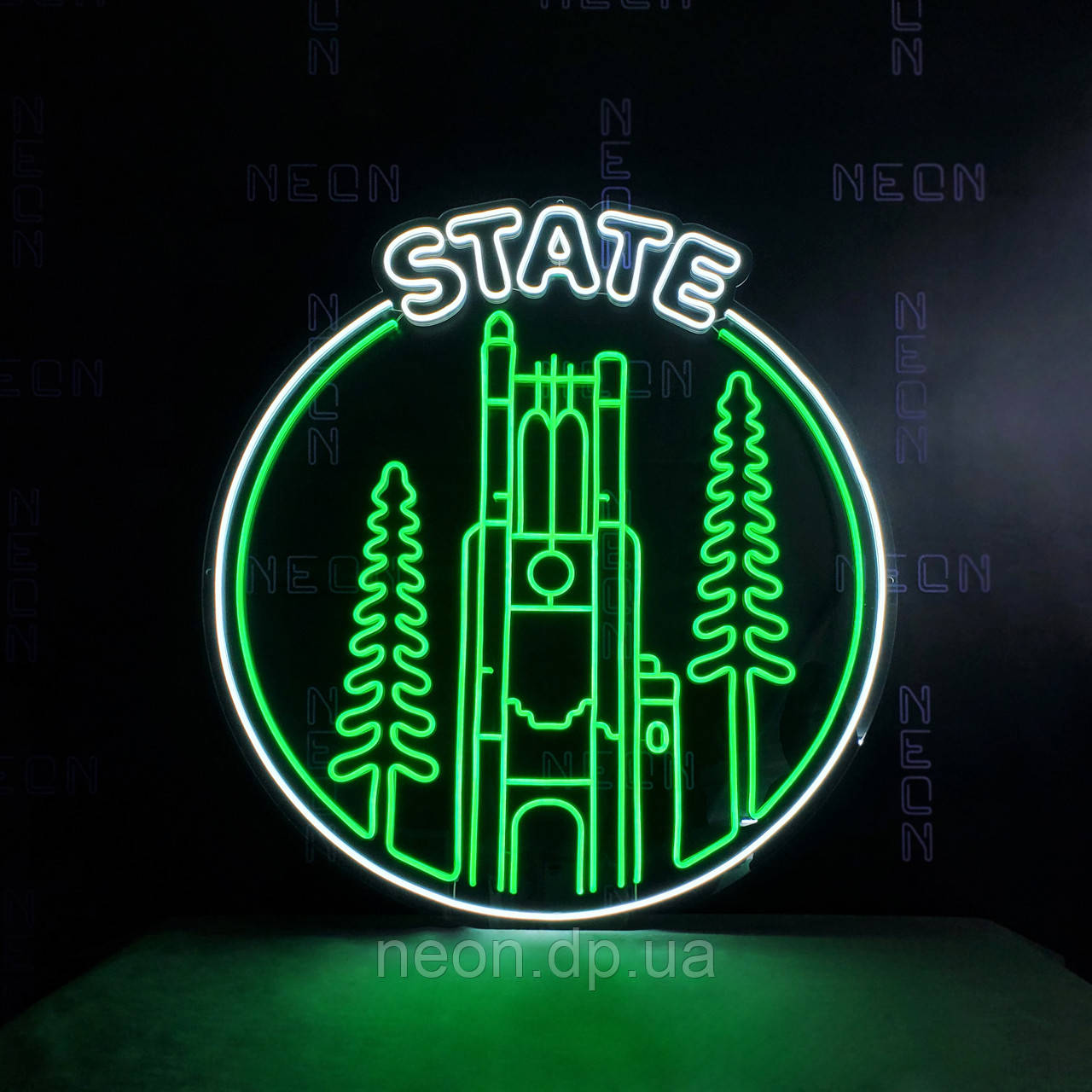 Неонова вивіска "State"
