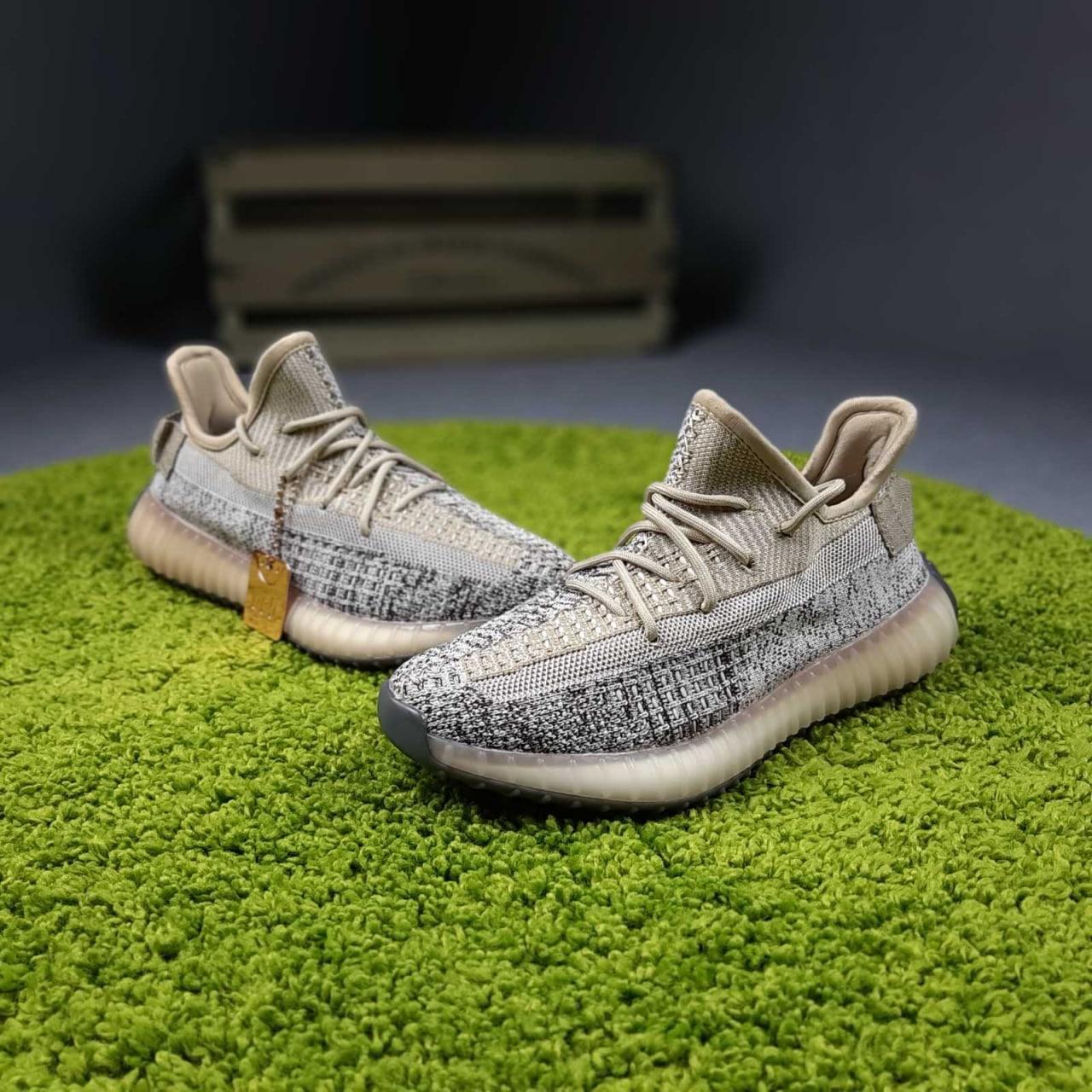 Жіночі кросівки GET (Adidas Yeezy Boost 350 бежеві) світлі легкі демісезонні кроси О20678 топ