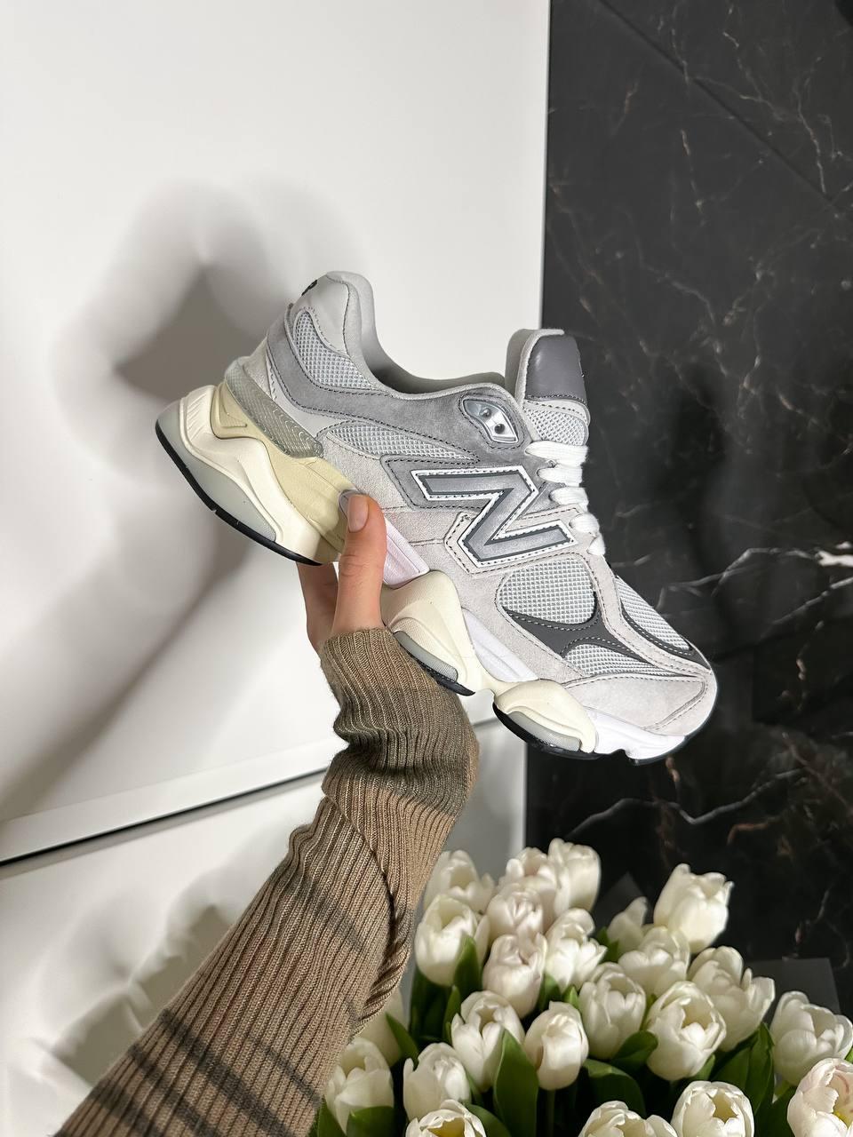 Чоловічі кросівки New Balance "9060 Gray" (сірі з білим) якісні модні кроси 1329 топ