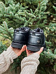 Жіночі зимові чоботи Ugg (чорні) короткі стильні теплі уги з хутром і шнурками J3390 топ, фото 5