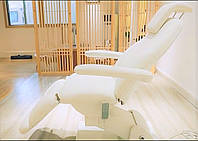 Косметологическая кушетка электрическая стационарная (3 мотора) кресло-кушетка врачей косметологов 2341-3DM