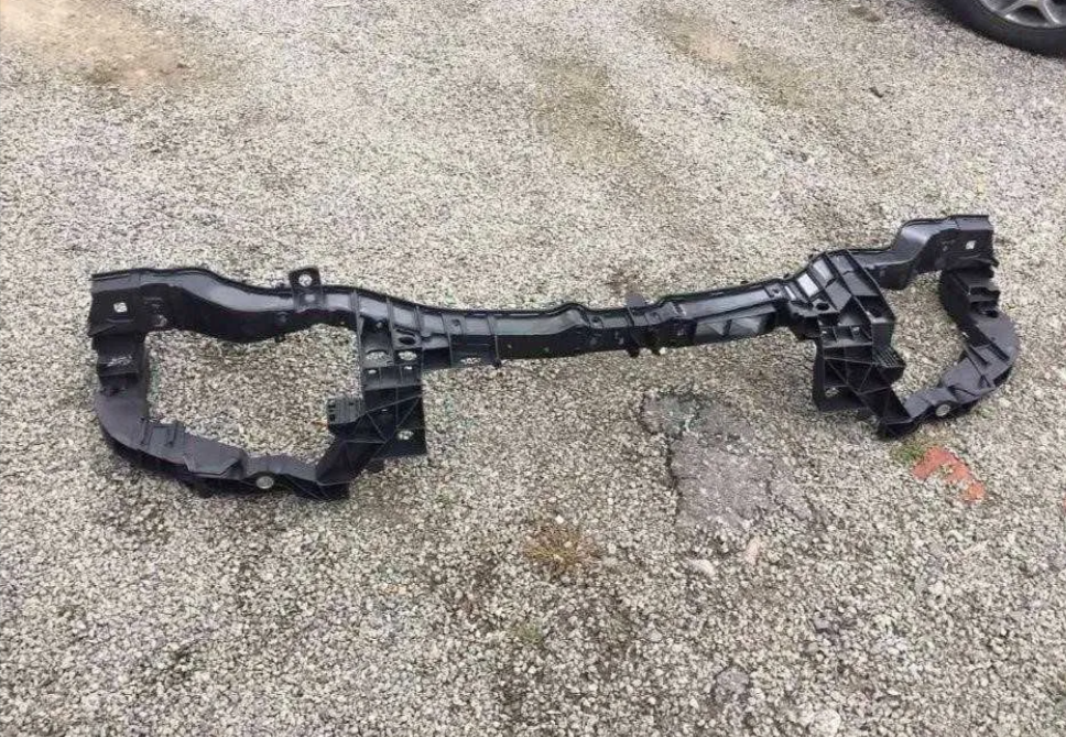 Панель передня (Телевізор) Ford Focus 3 2015-2018, фото 1