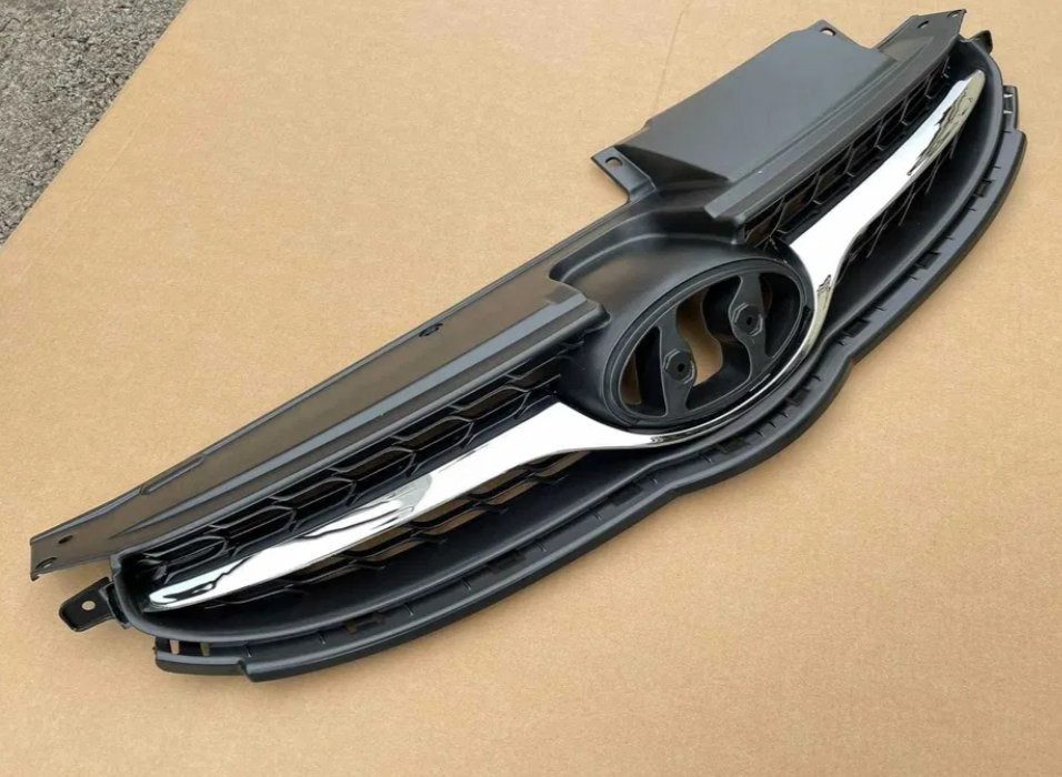 Решітка радіатора Hyundai Elantra MD 2012, фото 1