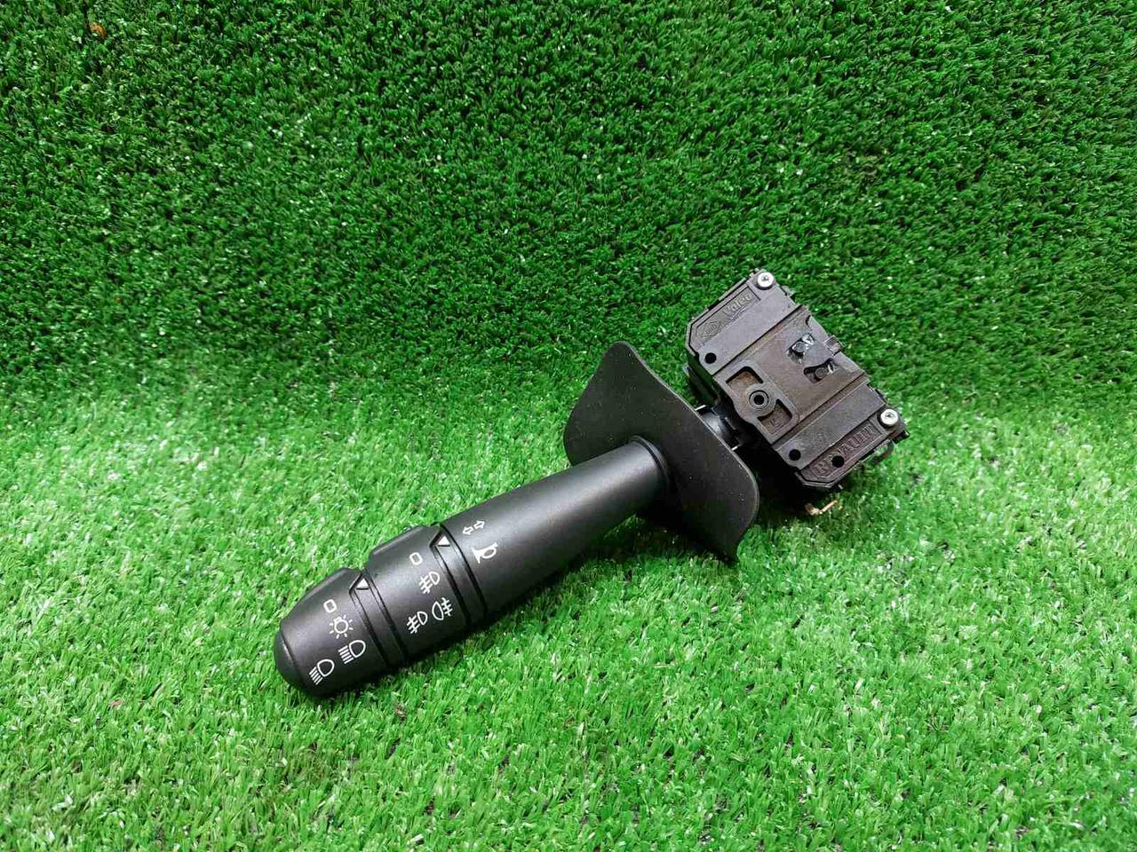 Підрульовий перемикач світла фар (поворотів) Рено Дастер 1 новий Renault Duster 2015-2017 600155136, фото 1