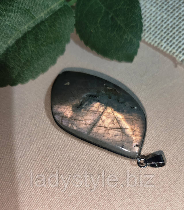 кулон подвеска с пурпурным лабрадоритом от студии LadyStyle.Biz украшения с агатом, натуральный агат купить, лабрадор кулон подвеска кольцо, перстень для девушки