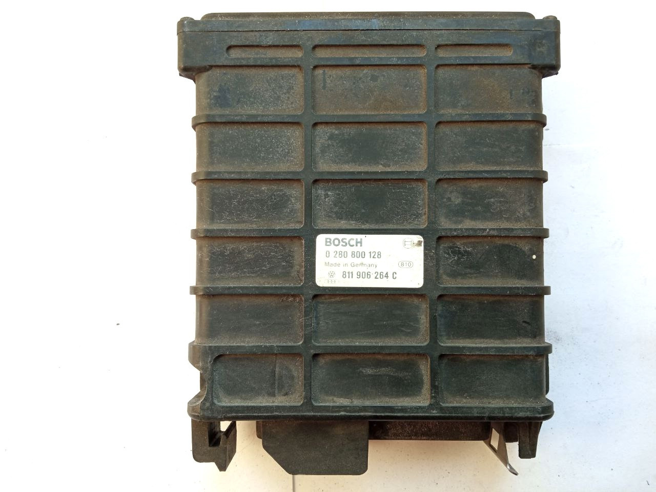 Електронний блок керування VW passat 0280800128 / 0 280 800 128 / 811906264C