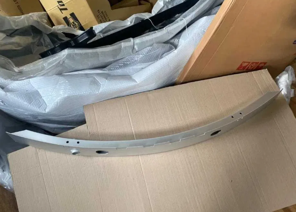 Підсилювач бампера BMW X3 F25 2010-2017, фото 1