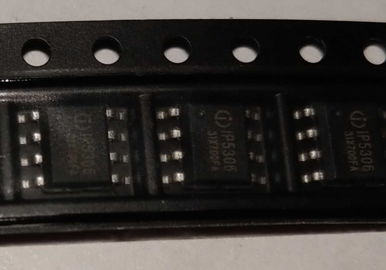 IP6520 контролер з підтримкою швидкої зарядки SOP8