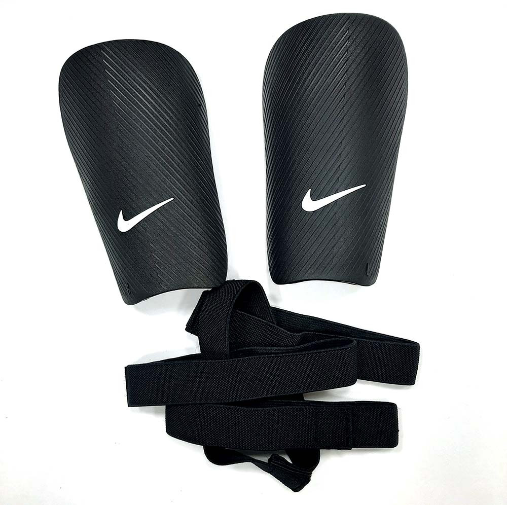 Щитки футбольні Nike J GUARD-CE SP2162-010