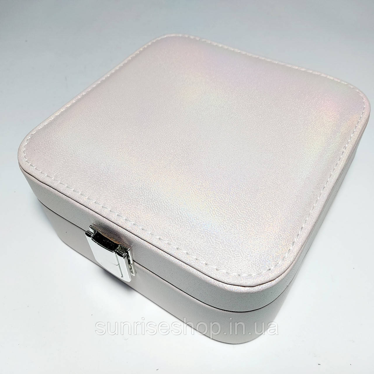 Шкатулка для прикрас купити оптом