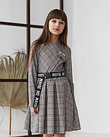 Сукня у клiтинку шкільна для дівчинки 146р