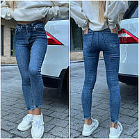 Жіночі стильні джинси гарної якості новинка 2023