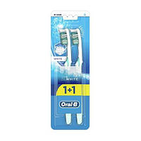 Набір зубних щіток Oral-B 1+1 3D White Відбілювання, середньої жорсткості, 2 шт