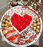 Подарунковий набір з квітами - Ферреро Троянди - Подарунковий набір солодощів для дівчини, жінки, Сюрприз Бокс, фото 6